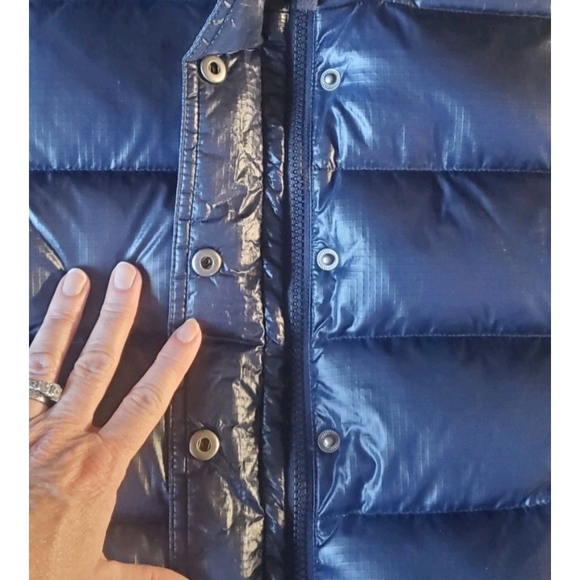 J. Crew Navy Blue Puffer Vest Womens Size XS - Picture 3 of 5